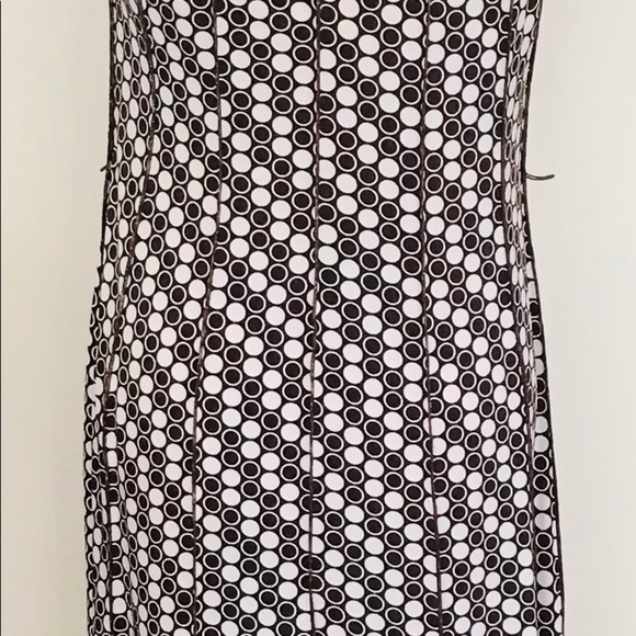 Studio sleeveless dress size: 8 - Picture 8 of 11